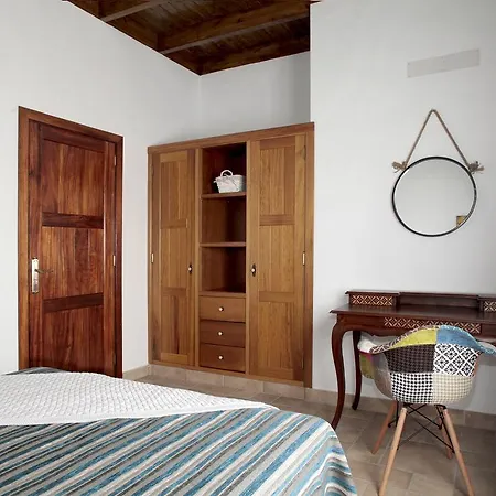 Caserío Leandro Iii * Mácher