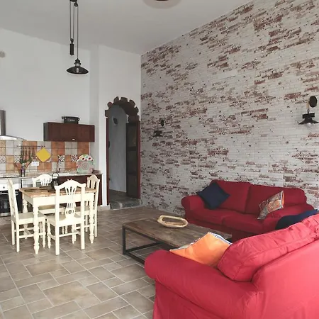 Caserio Leandro Iii Mácher