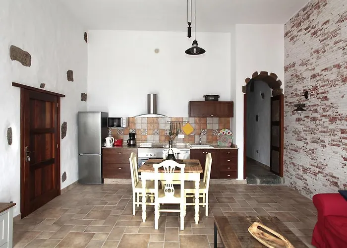 Caserio Leandro Iii Villa